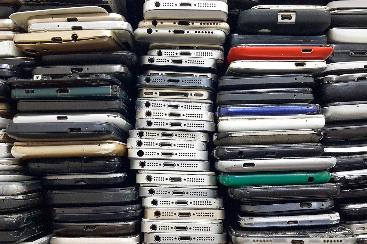 Mobile & Tablet Recycling Image
